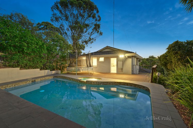 1 Saville Court Templestowe 3106