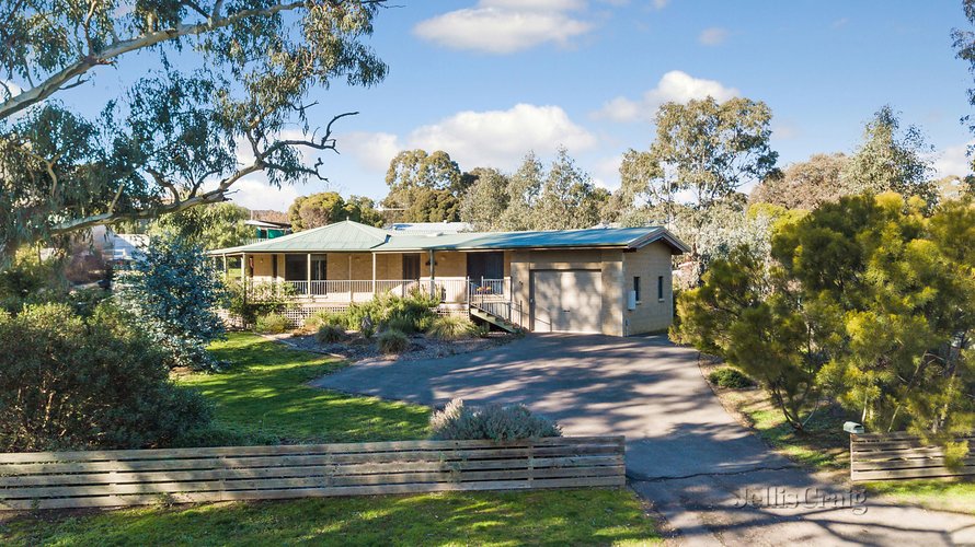 1 Sterritt Street Castlemaine 3450