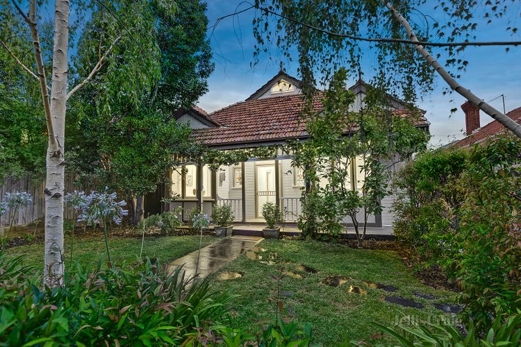1 Stratford Avenue Kew 3101