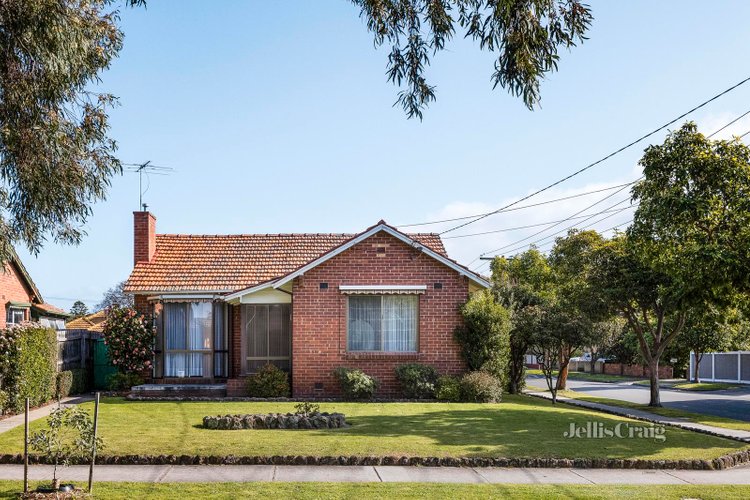 1 Swyer Street Hampton 3188
