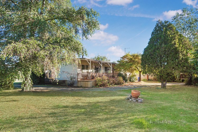 1 Tram Street Lyonville 3461