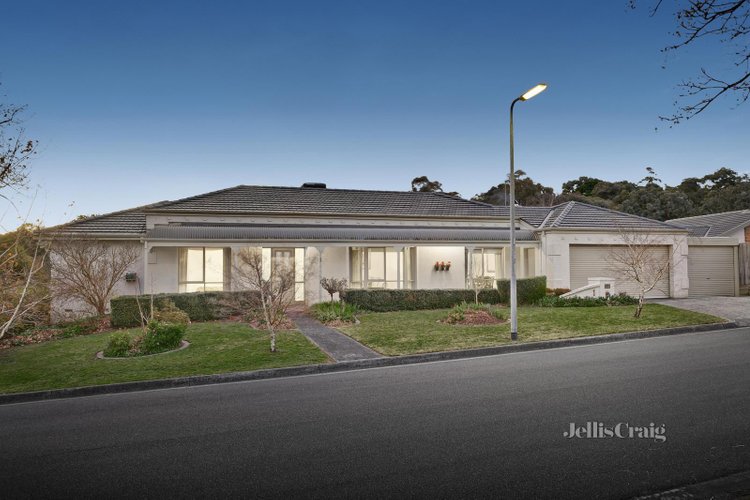1 Tyrone Court St Helena 3088