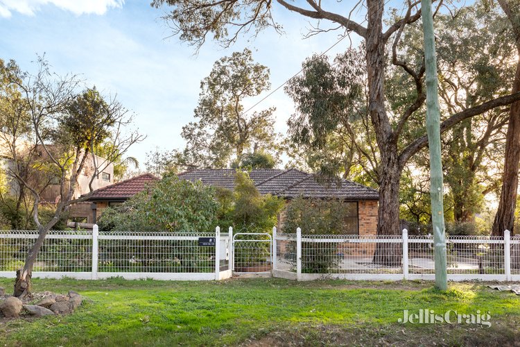 1 View Hill Crescent Eltham 3095