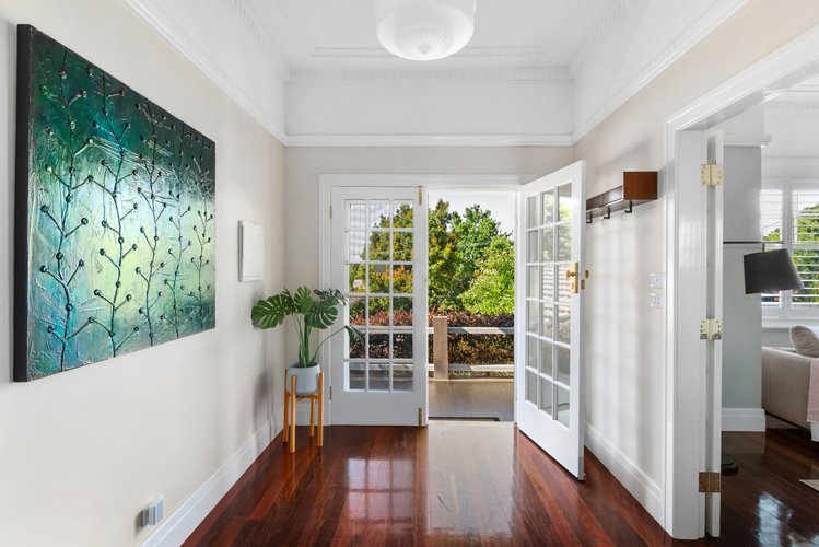  1 Warwick Avenue Surrey Hills 3127
