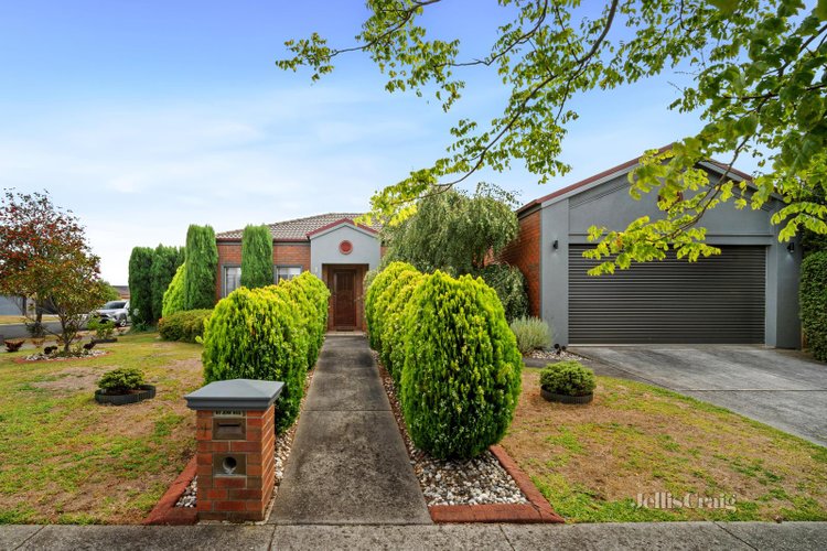 1 Whitely Crescent Alfredton 3350