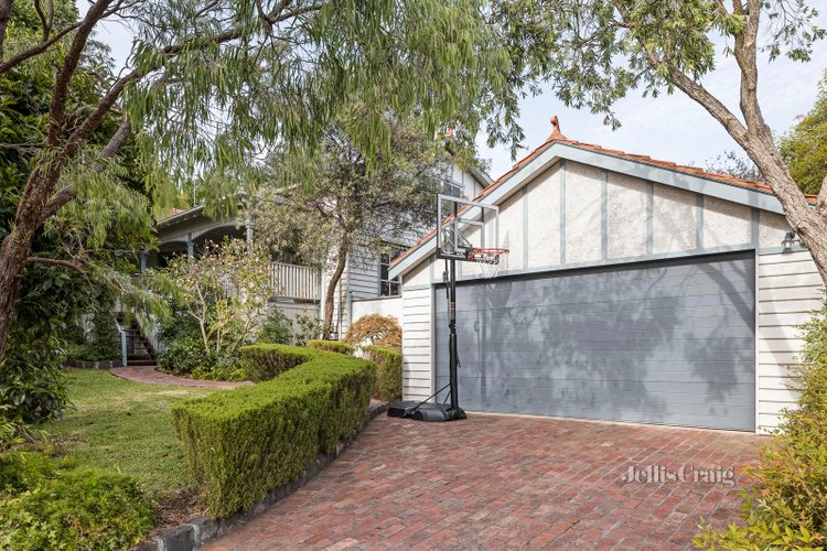 1 Young Street Ivanhoe 3079