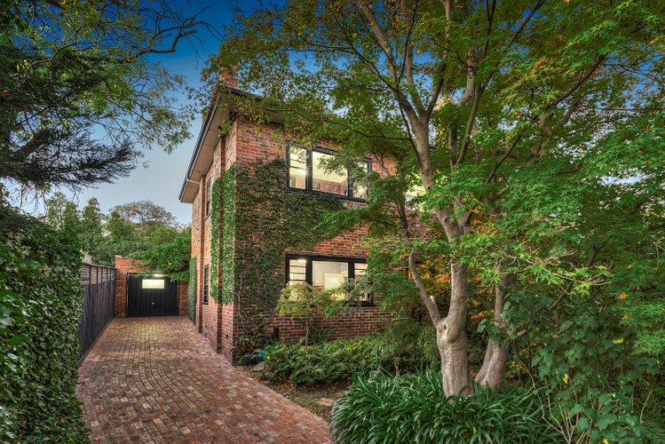 1 Younger Court Kew 3101