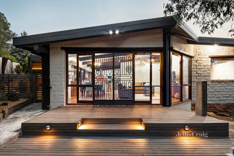 10 Ancona Court Eltham 3095