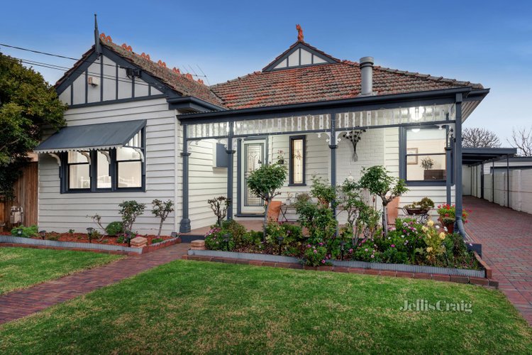 10 Barrani Street Bentleigh East 3165