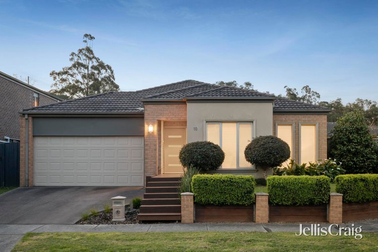 10 Bayview Rise Bayswater North 3153