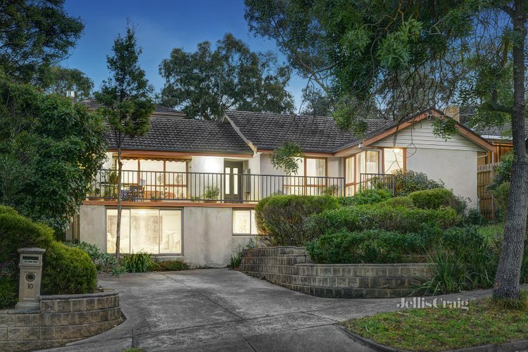 10 Box Road Briar Hill 3088