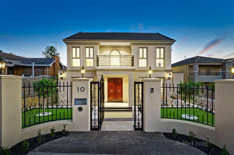 10 Burroughs Road Balwyn 3103