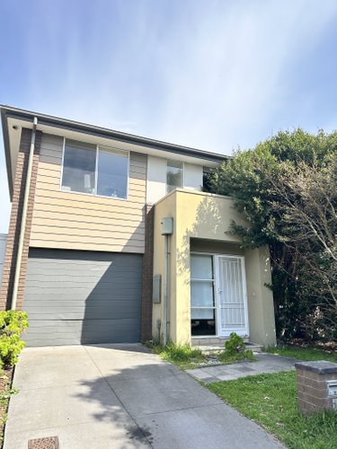 10 Camville Road Mulgrave 3170