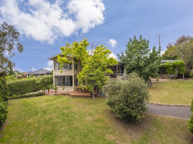 10 Carroll Road, Highton