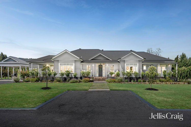 10 Chandlers Lane Kilsyth South 3137