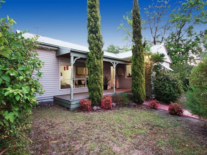 10 Charles Street Mooroolbark 3138