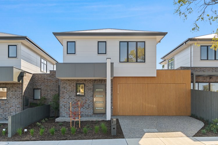 10 Coringa Court  Knoxfield 3180
