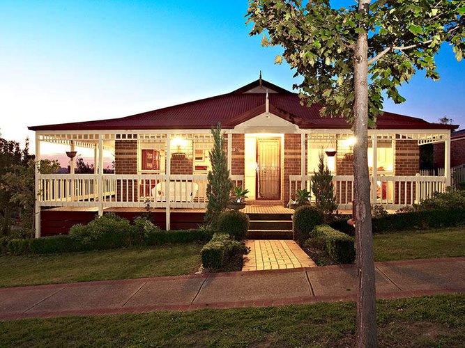 10 Delamere Drive Chirnside Park 3116