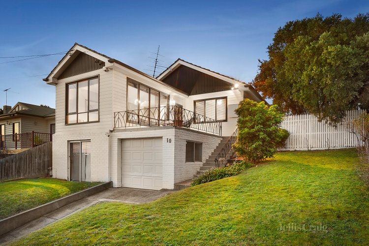 10 Devereaux Street Oak Park 3046
