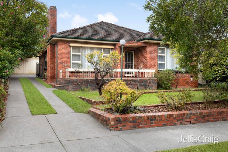 10 Dunscombe Avenue Glen Waverley 3150