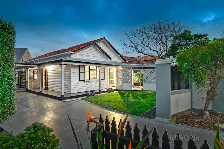 10 Eblana Avenue Mentone 3194