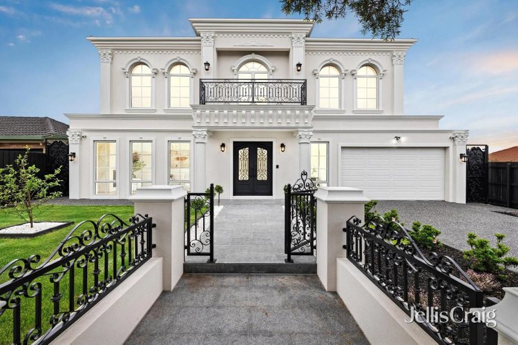 10 Foy Court Glen Waverley 3150