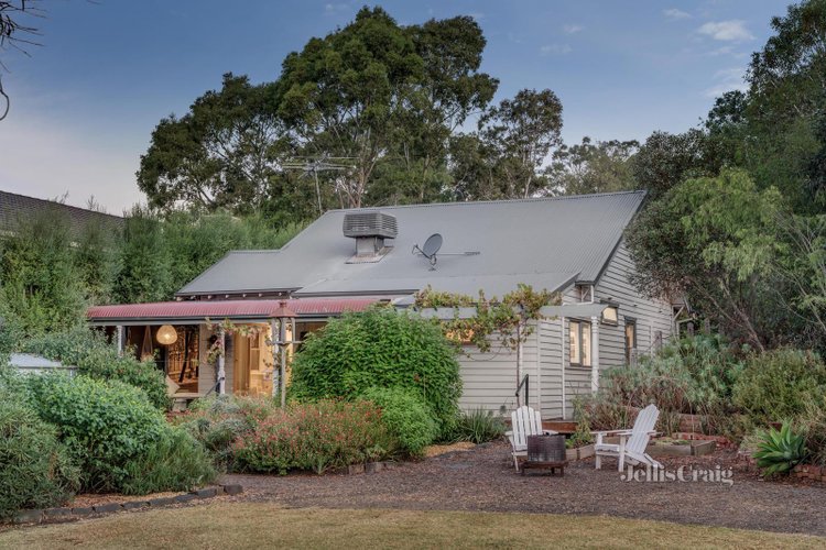 10 Griffin Court Eltham 3095