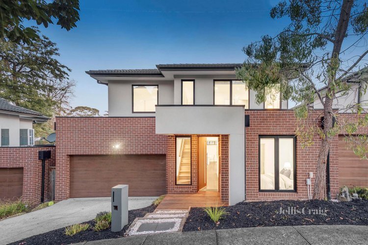 10 Gwenda Street Box Hill South 3128