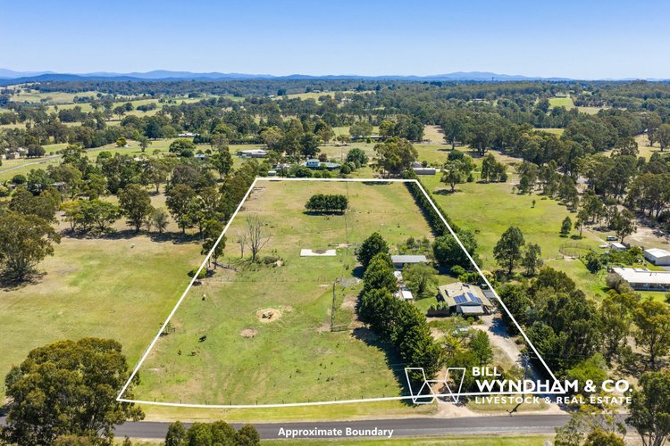 10 Hazeldene Crescent, Nicholson