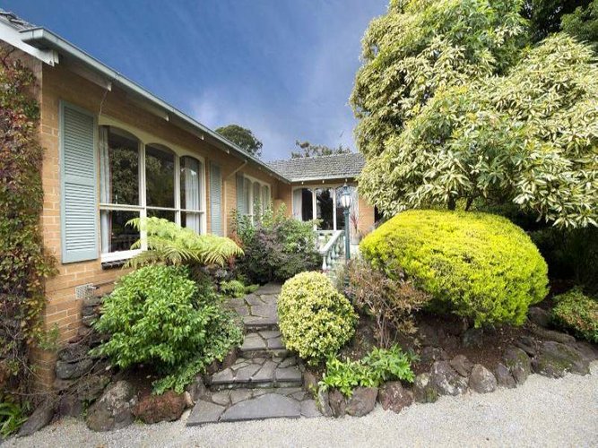 10 Herbert Street Ringwood 3134