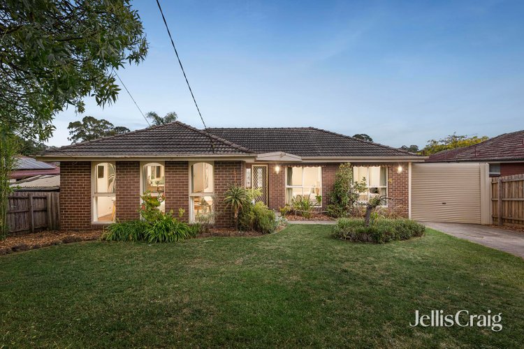 10 Highland Crescent Mooroolbark 3138