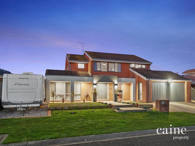 10 Horsham Crescent Alfredton 3350