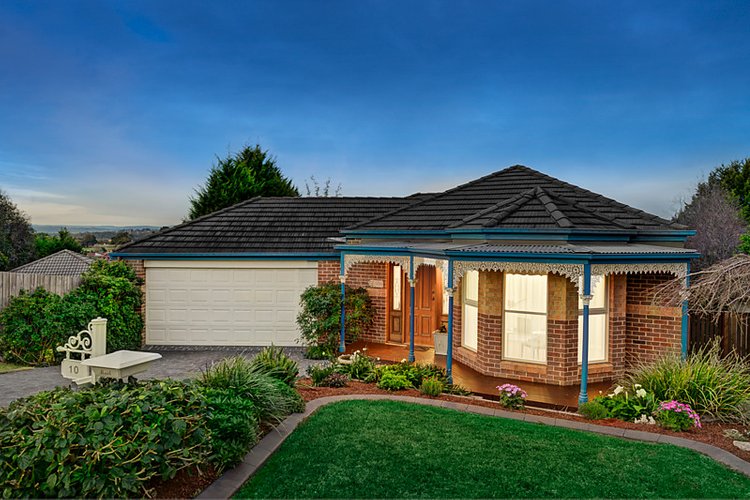 10 Jonquil Court Doncaster East 3109