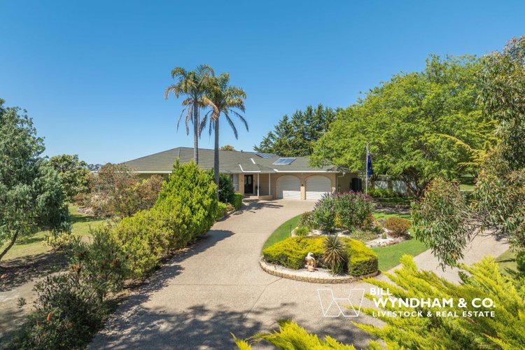 10 Lake Bunga Beach Road, Lakes Entrance