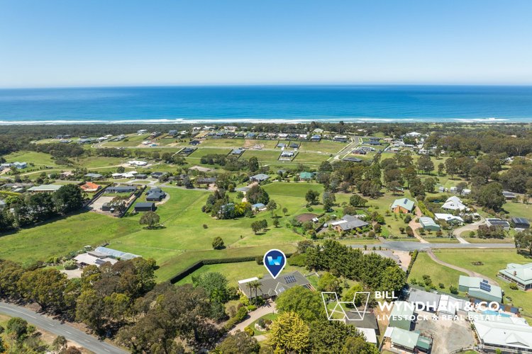 10 Lake Bunga Beach Road, Lakes Entrance