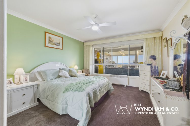 10 Lake Bunga Beach Road, Lakes&nbsp;Entrance