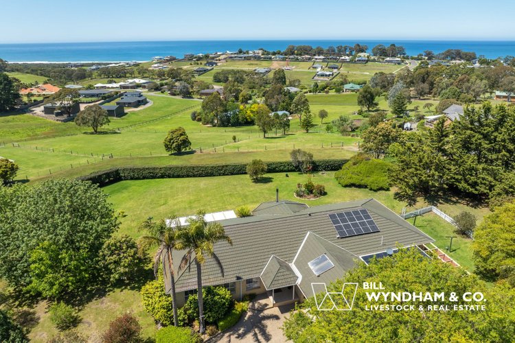 10 Lake Bunga Beach Road, Lakes&nbsp;Entrance
