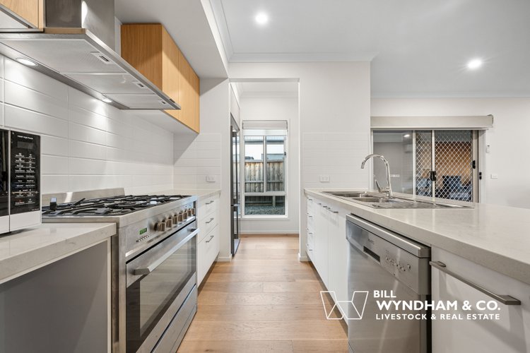 10 Lomandra Boulevard, Lucknow