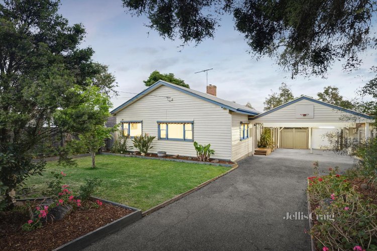 10 Lynette Court Watsonia 3087