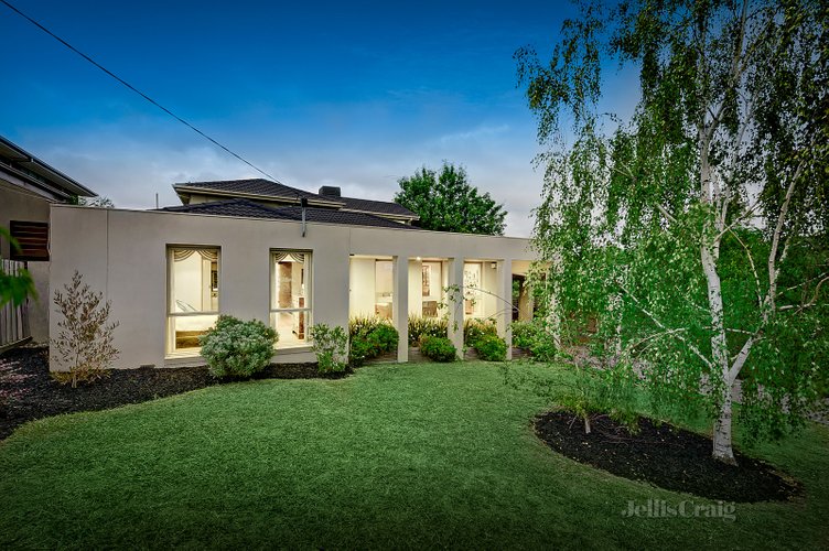 10 Marsden Crescent Doncaster East 3109