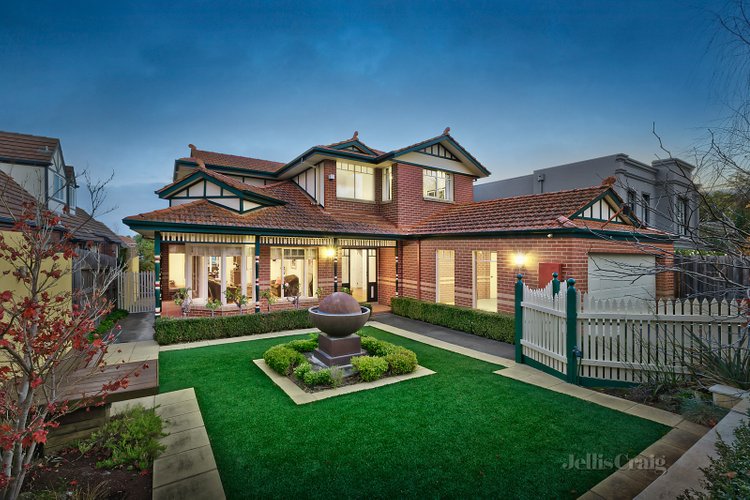 10 Mayfield Avenue Camberwell 3124