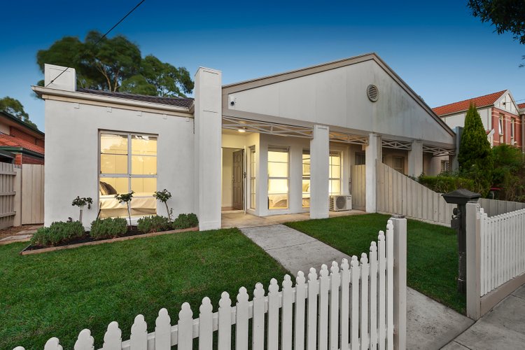 10 McColl Road Mont Albert North 3129