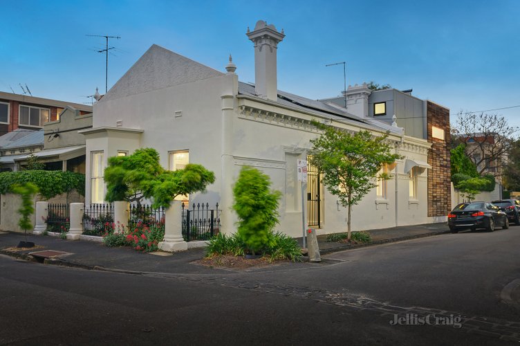 10 Moffat Street South Yarra 3141