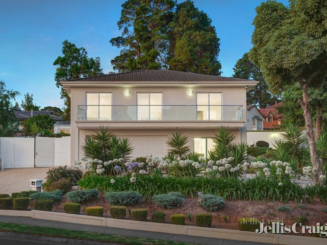 10 Montalbo Road Ringwood North 3134