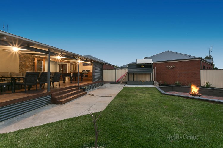 10 Moscript Street Campbells Creek 3451