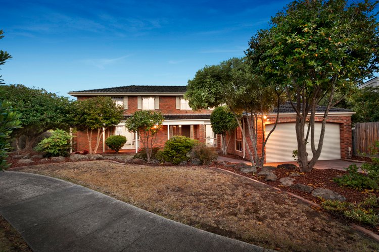 10 Mountleigh Court Glen Waverley 3150
