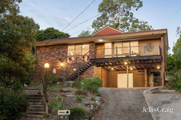 10 Novello Court Eltham 3095