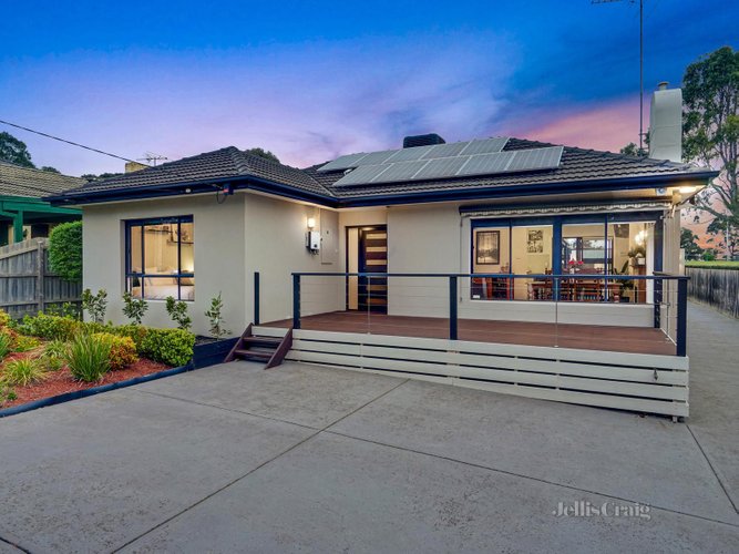 10 Oakern Street Mount Waverley 3149
