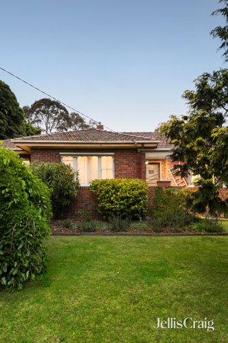 10 Parkview Avenue Greensborough 3088
