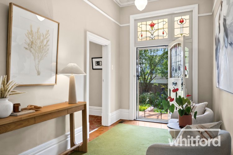 10 Queens Road, Newtown